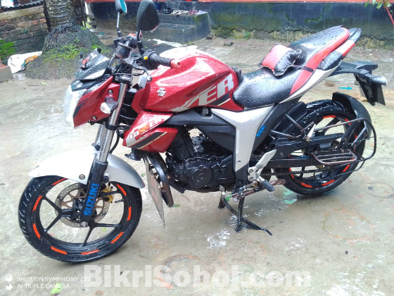 Suzuki gixxer monotone